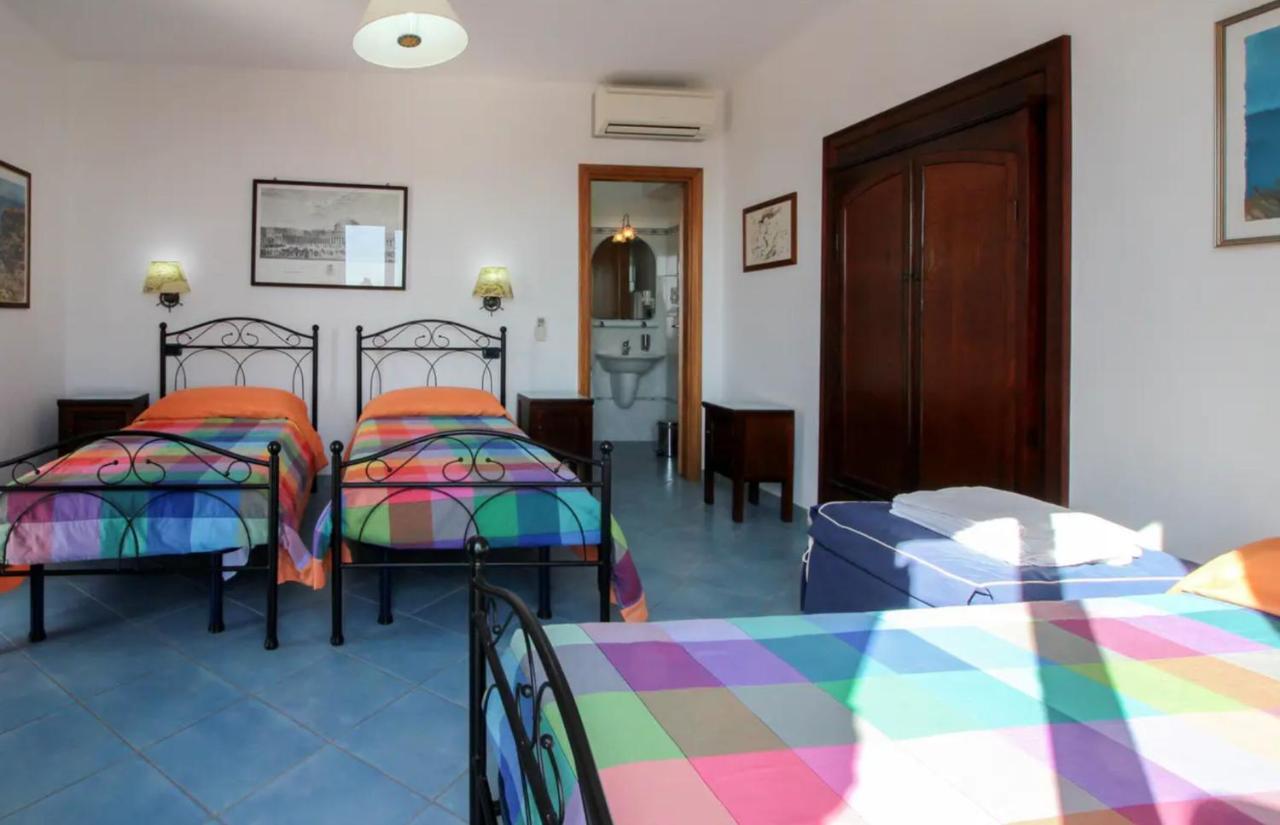 Casa Vacanza Artemis ลีปารี ภายนอก รูปภาพ