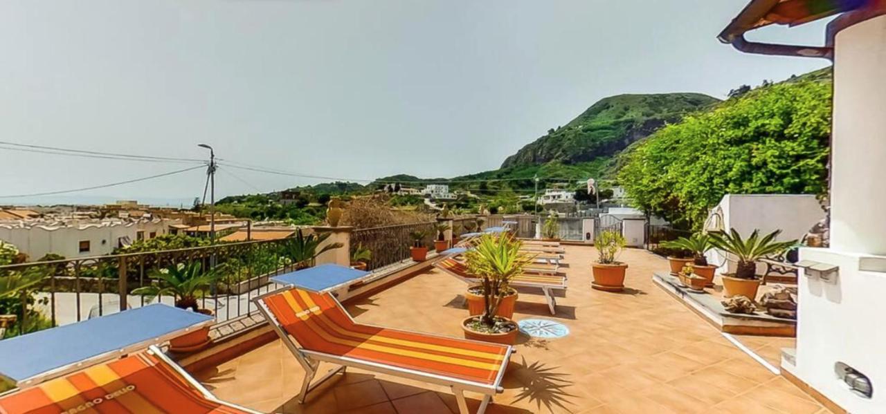 Casa Vacanza Artemis ลีปารี ภายนอก รูปภาพ