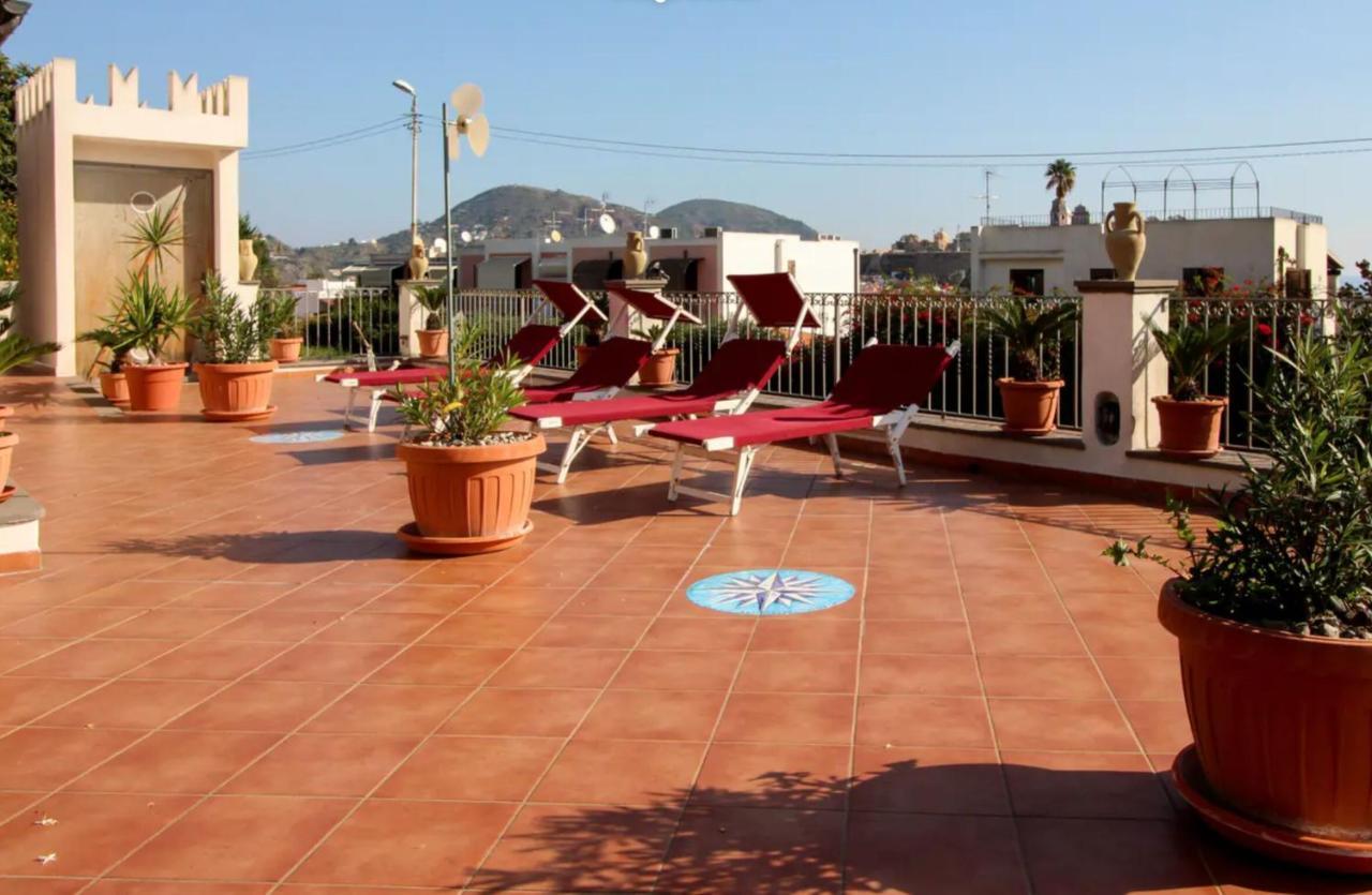 Casa Vacanza Artemis ลีปารี ภายนอก รูปภาพ