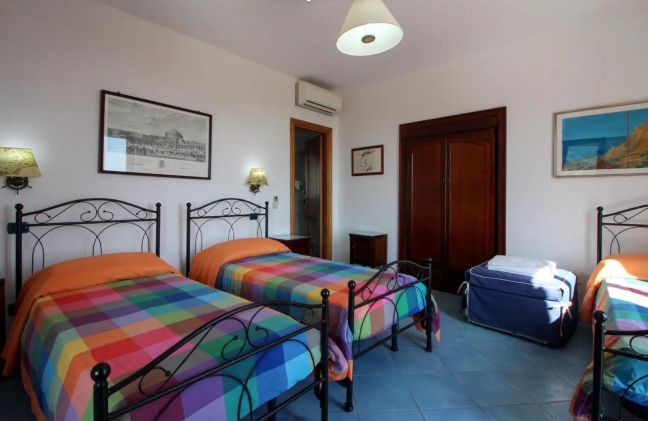 Casa Vacanza Artemis ลีปารี ภายนอก รูปภาพ