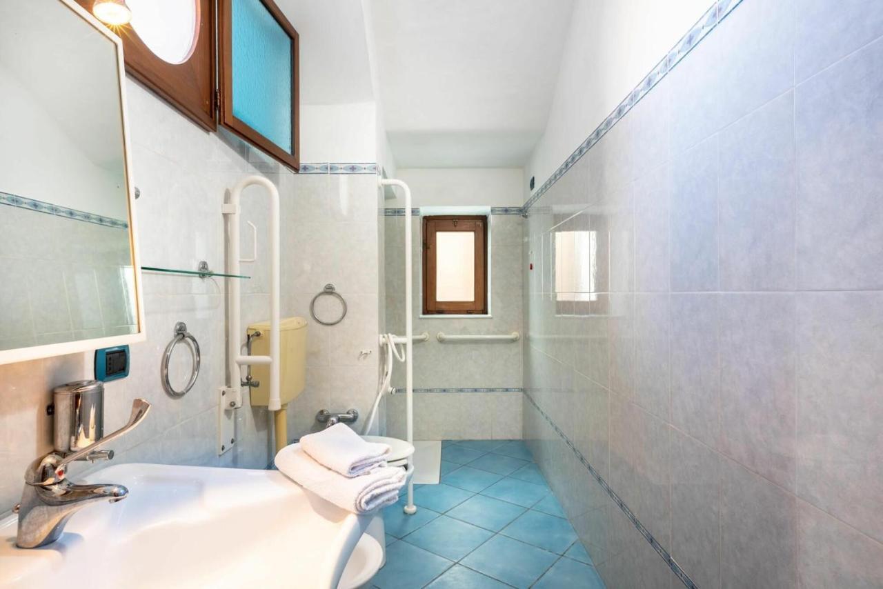 Casa Vacanza Artemis ลีปารี ภายนอก รูปภาพ